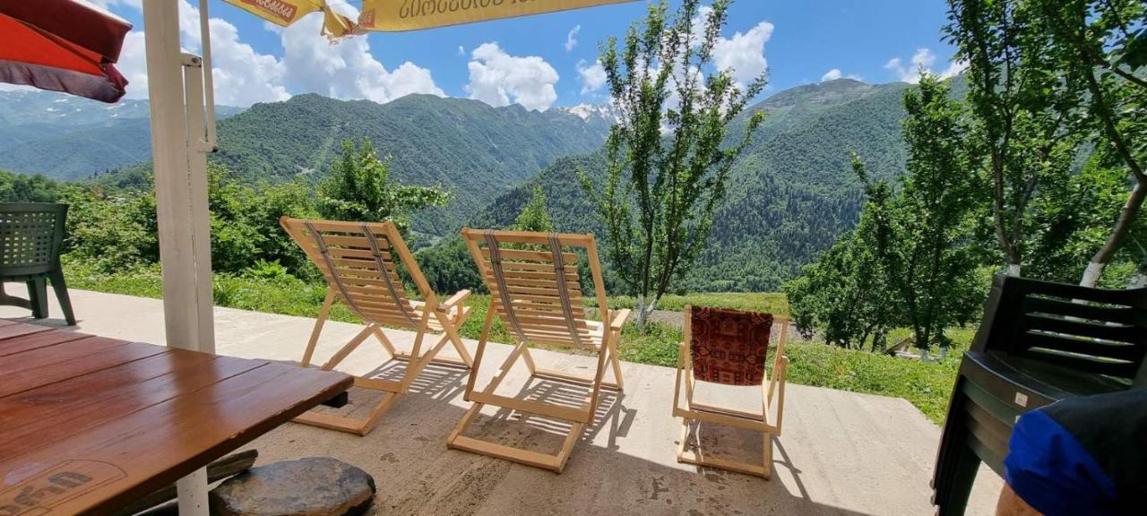 Betegi Guest House Mestia Ngoại thất bức ảnh