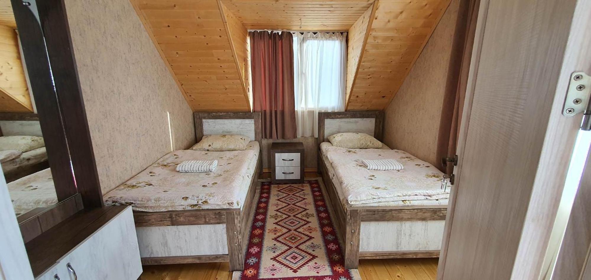 Betegi Guest House Mestia Ngoại thất bức ảnh